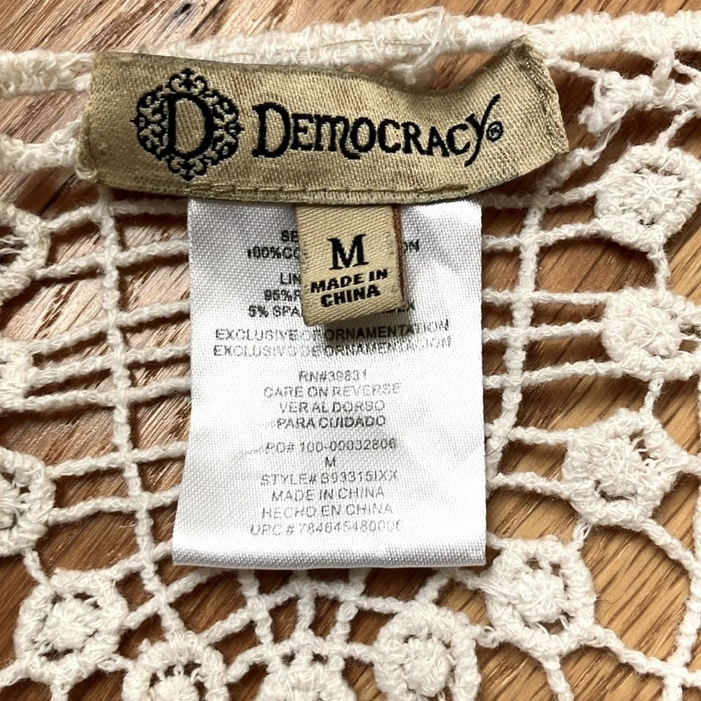 Democracy Crochet/Open Knit Relaxed Top Cream Size M - Picture 9 of 10